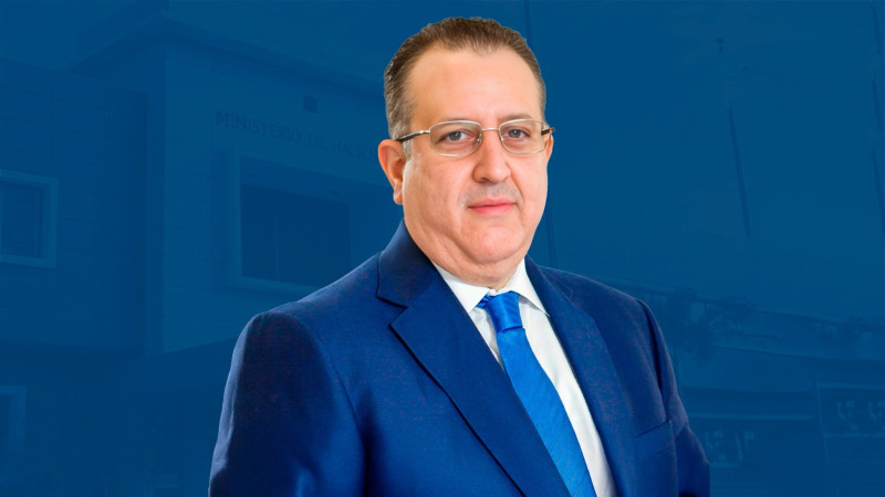 Demandan a Magin Díaz por deuda deportiva