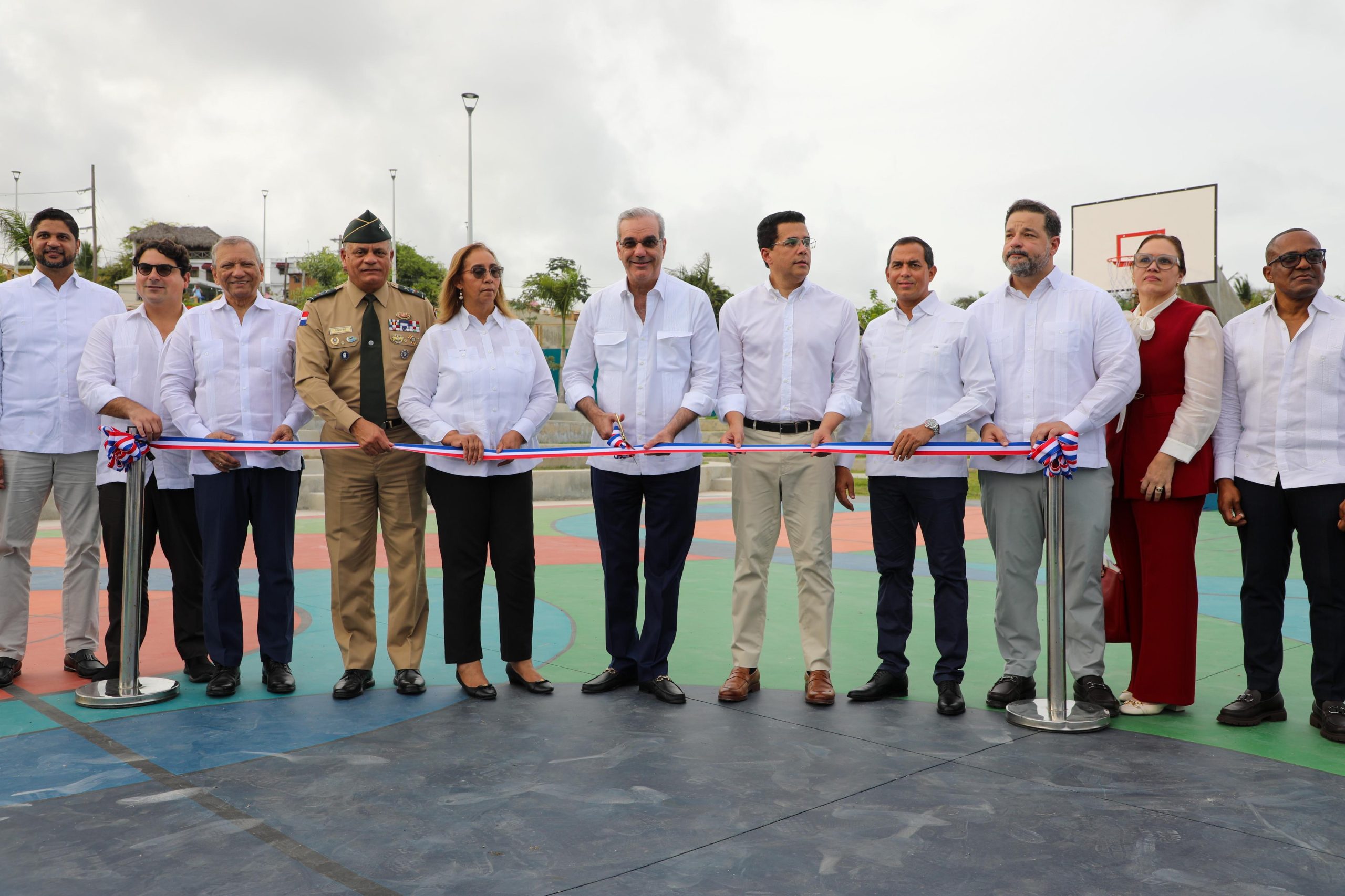 Presidente Abinader inaugura Bulevar de la Salud en Bajos de Haina, pulmón verde para la recreación y actividad física